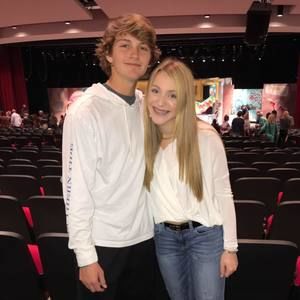 Meet your Posher, Lisa